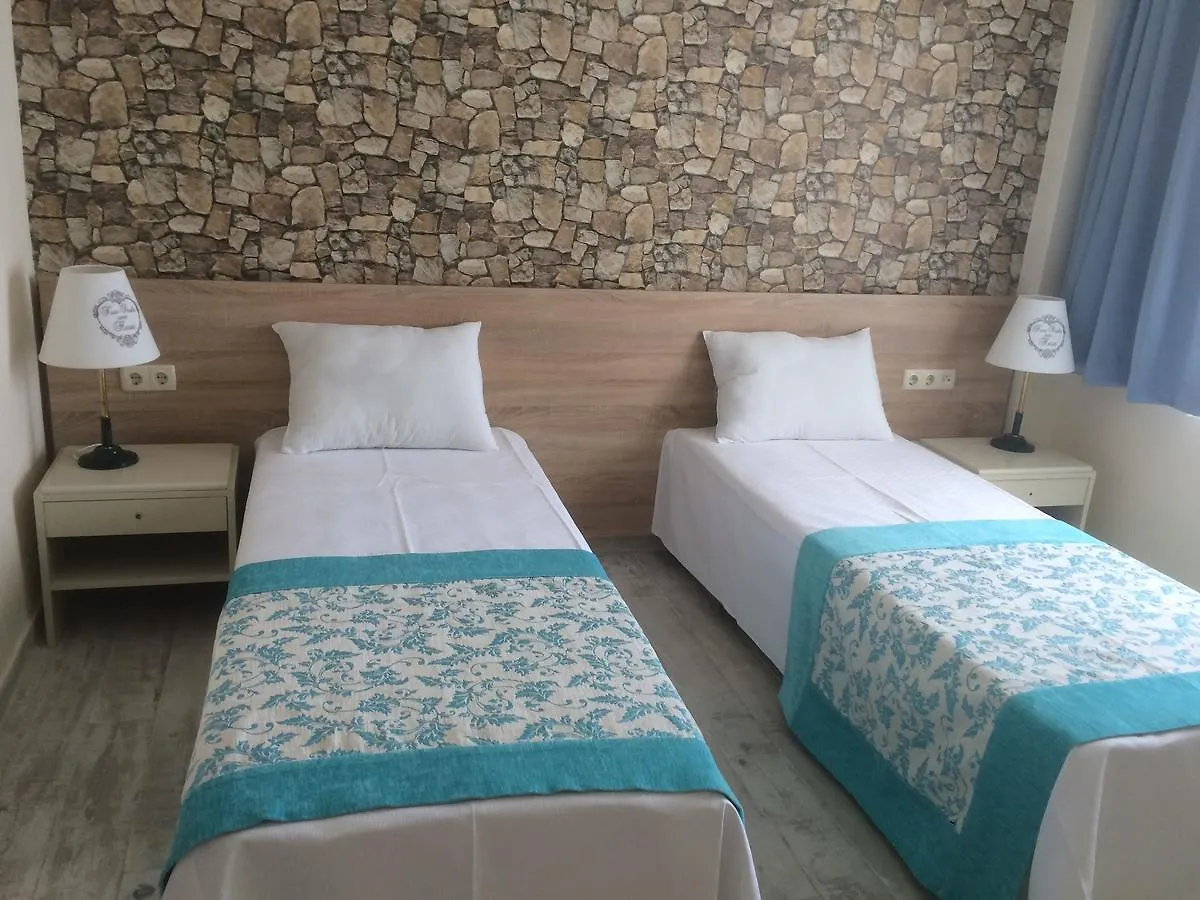 Alojamento de Acomodação e Pequeno-almoço Sunset Garden Hotel Kusadası